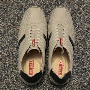 Pikolinos Men's Cream and navy Sneakers